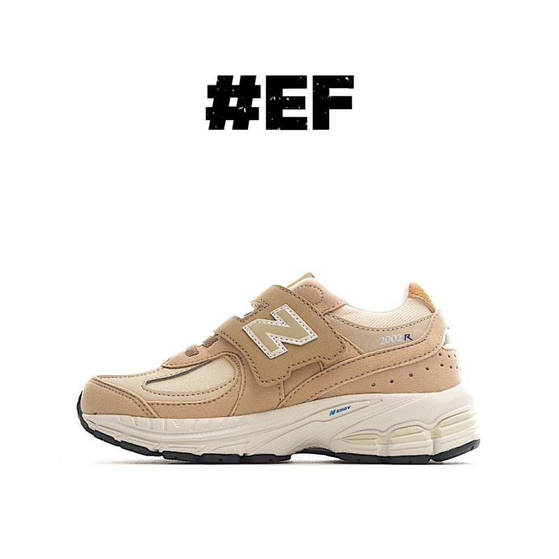 NEW BALANCE SHOES